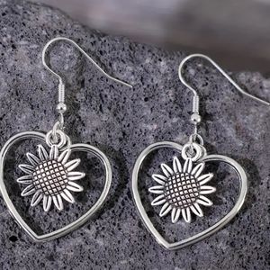 Heart Sunflower Dangle Earrings